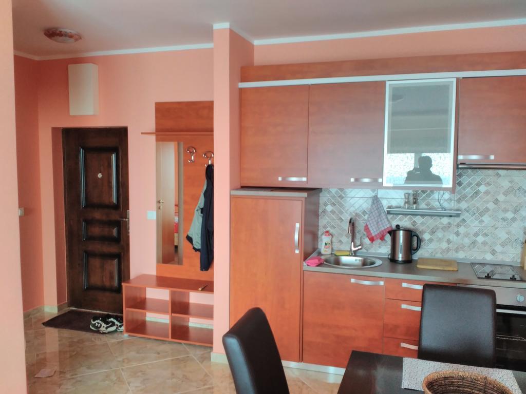 Apartment Sea Space Dobra Voda Kültér fotó